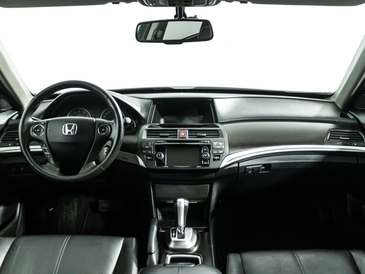 Honda Crosstour с пробегом — 2014 год. Фото: #10