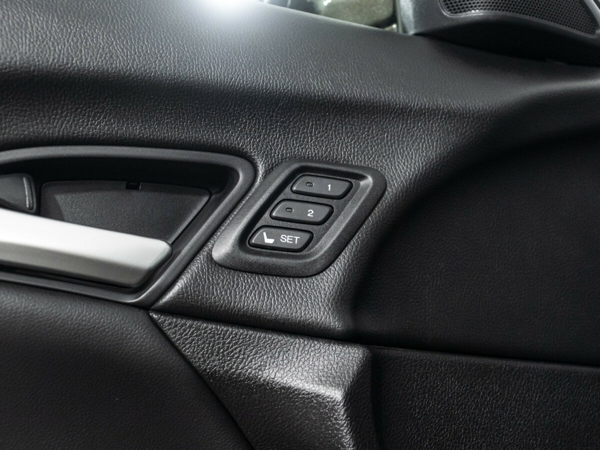 Honda Crosstour с пробегом — 2014 год. Фото: #16