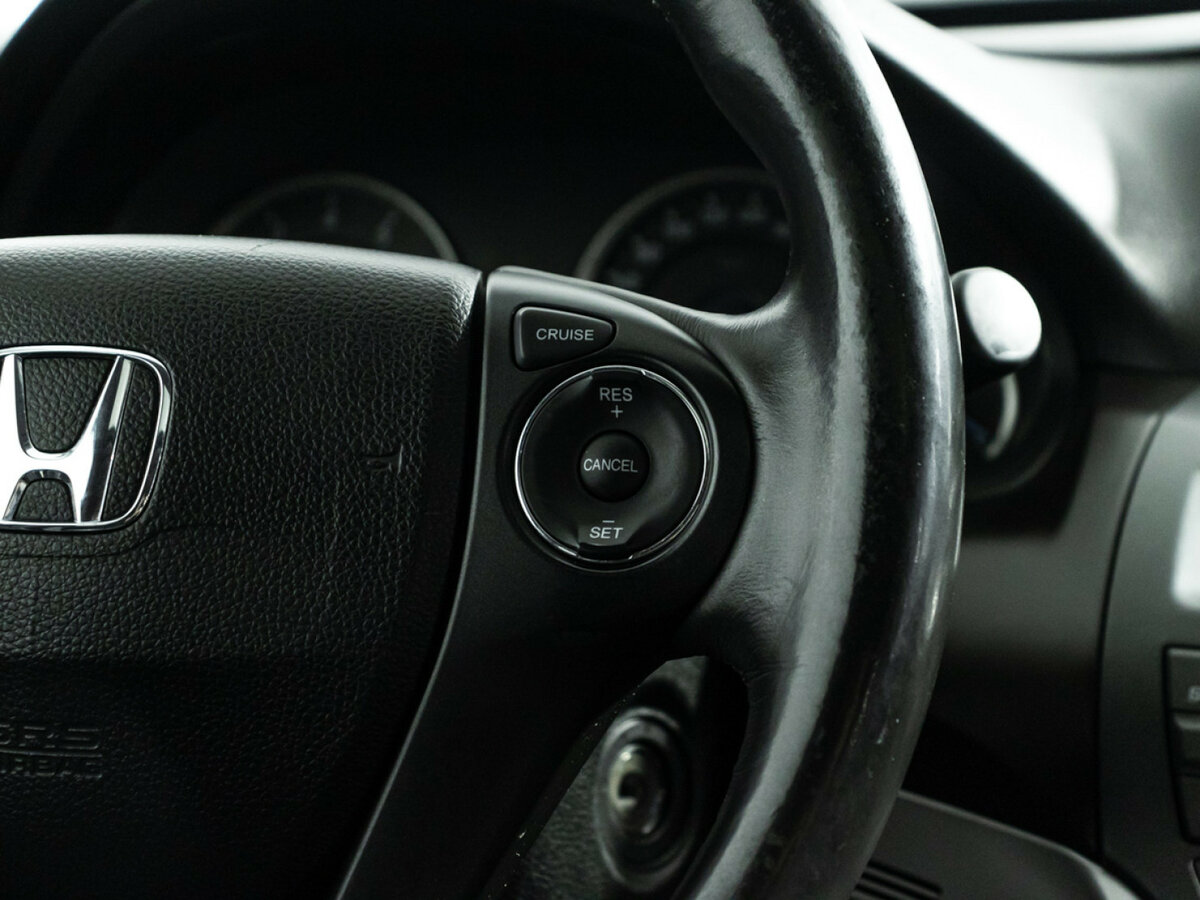 Honda Crosstour с пробегом — 2014 год. Фото: #18