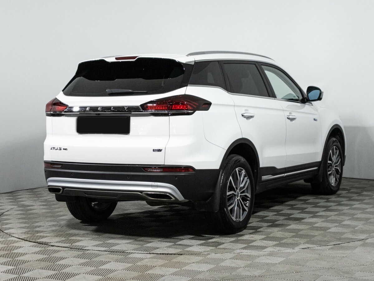 Geely Atlas Pro с пробегом — 2023 год. Фото: #4