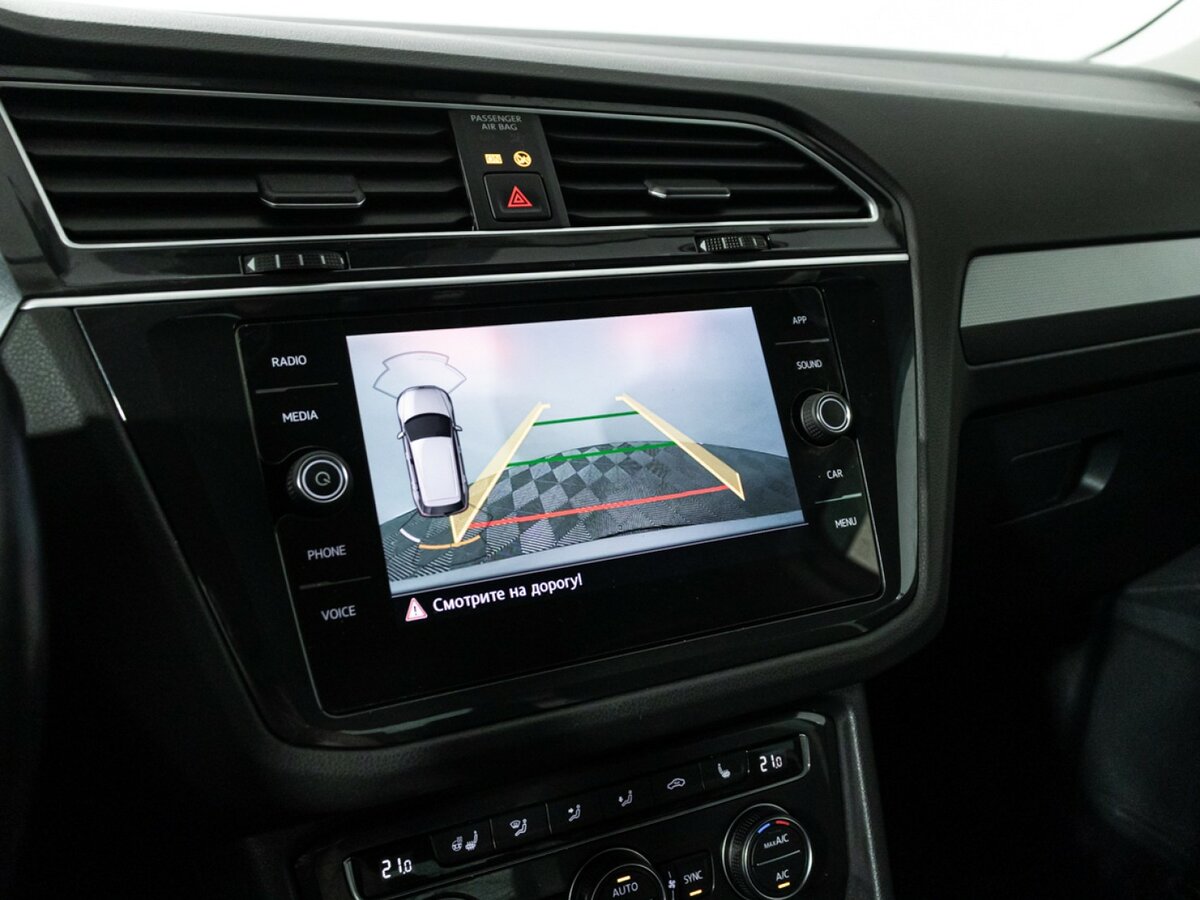 Volkswagen Tiguan с пробегом — 2019 год. Фото: #12