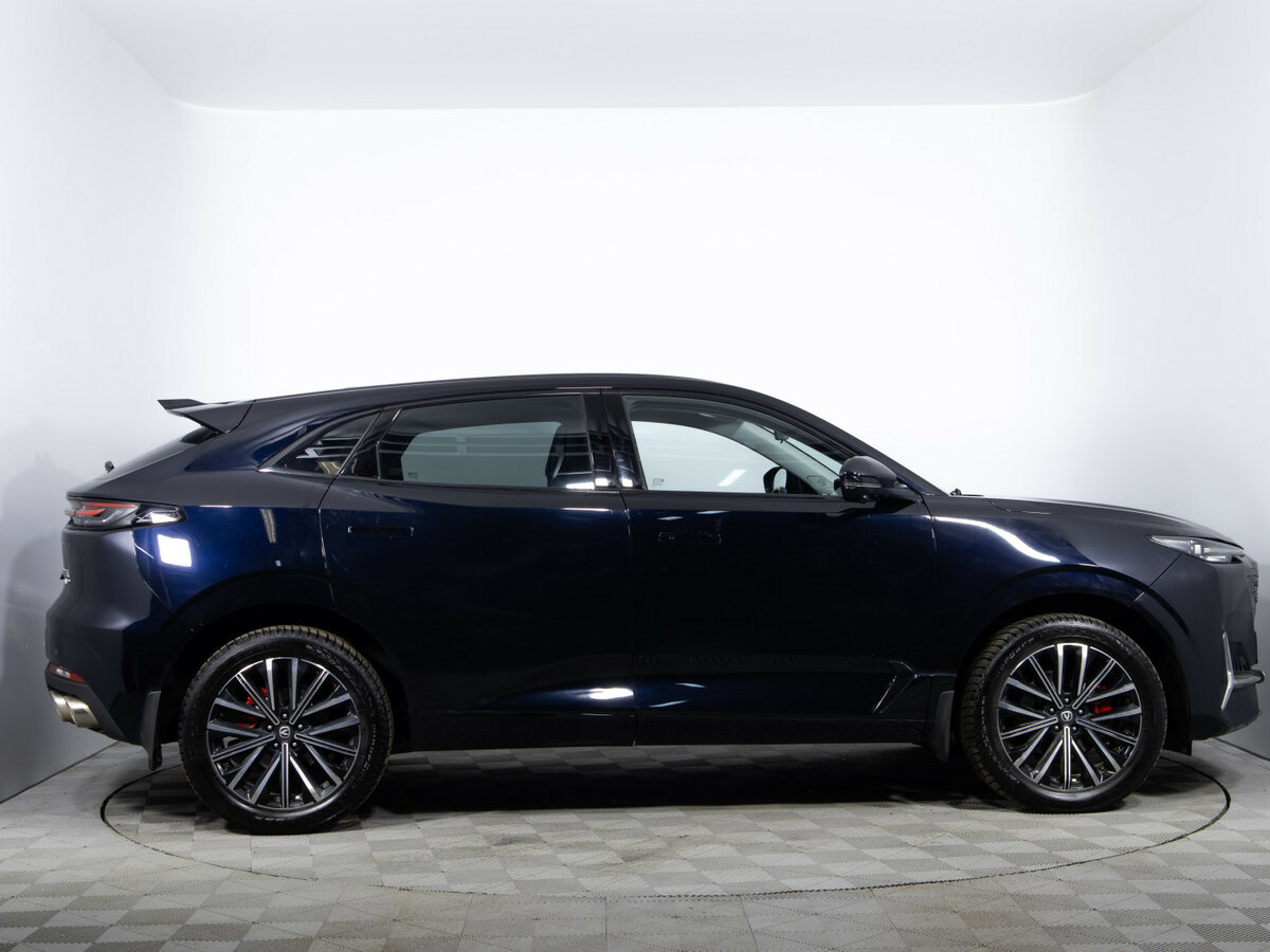 Changan UNI-K с пробегом — 2024 год. Фото: #3