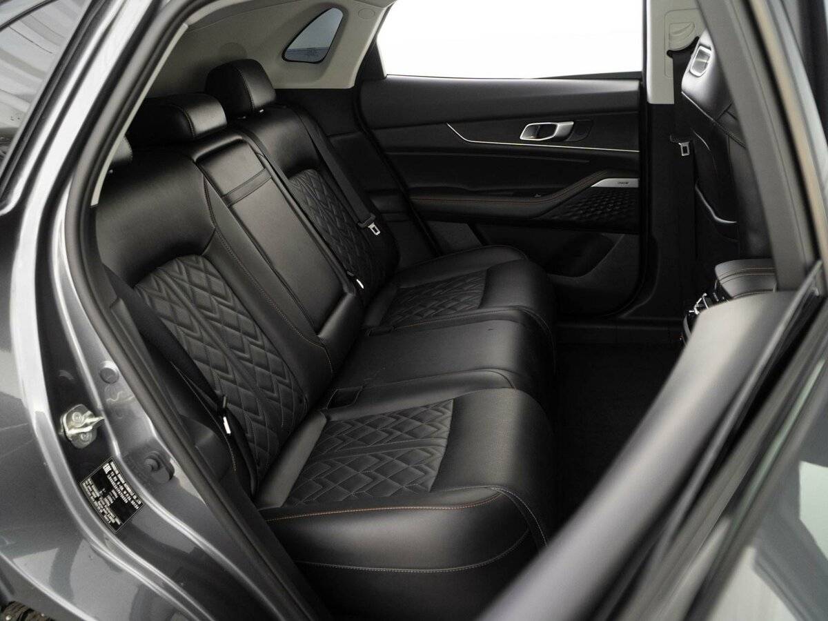 Changan UNI-K с пробегом — 2023 год. Фото: #7