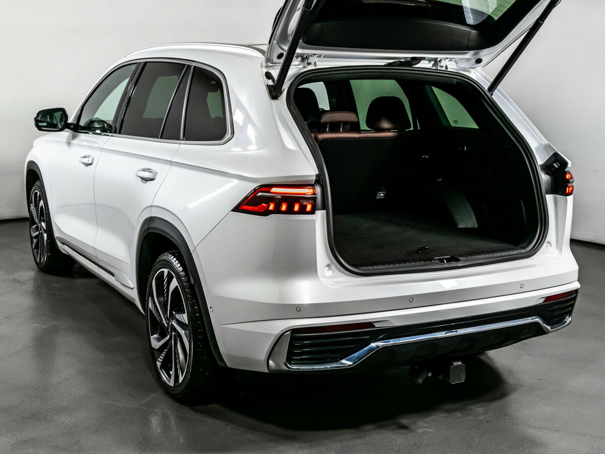 Geely Monjaro с пробегом — 2023 год. Фото: #8