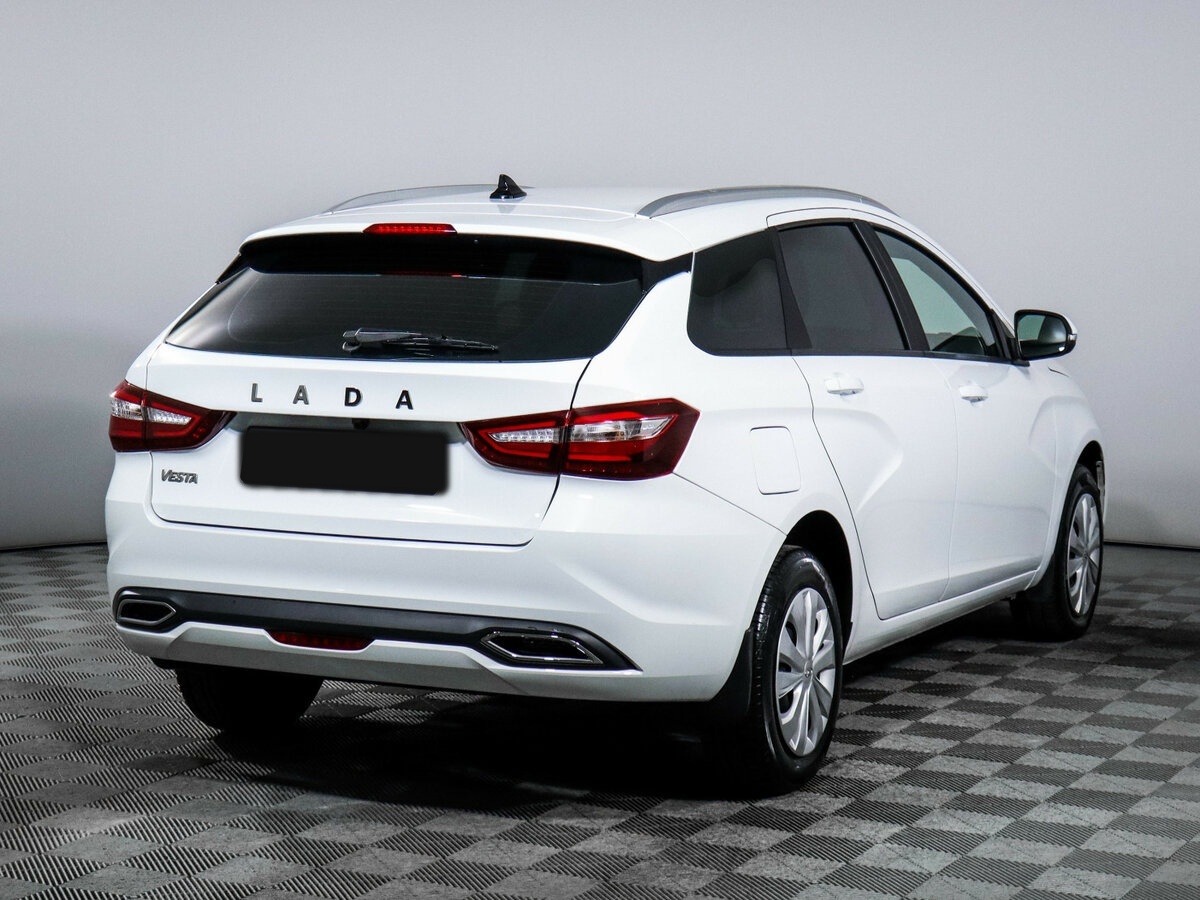 Lada (ВАЗ) Vesta с пробегом — 2024 год. Фото: #3