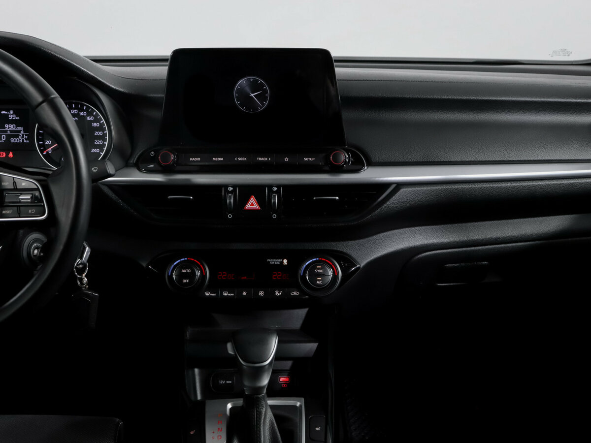 Kia Cerato с пробегом — 2022 год. Фото: #10