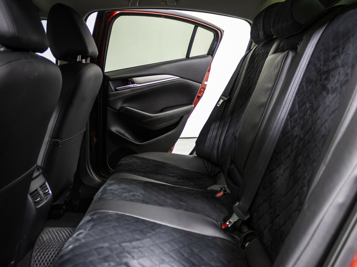 Mazda 6 с пробегом — 2018 год. Фото: #13