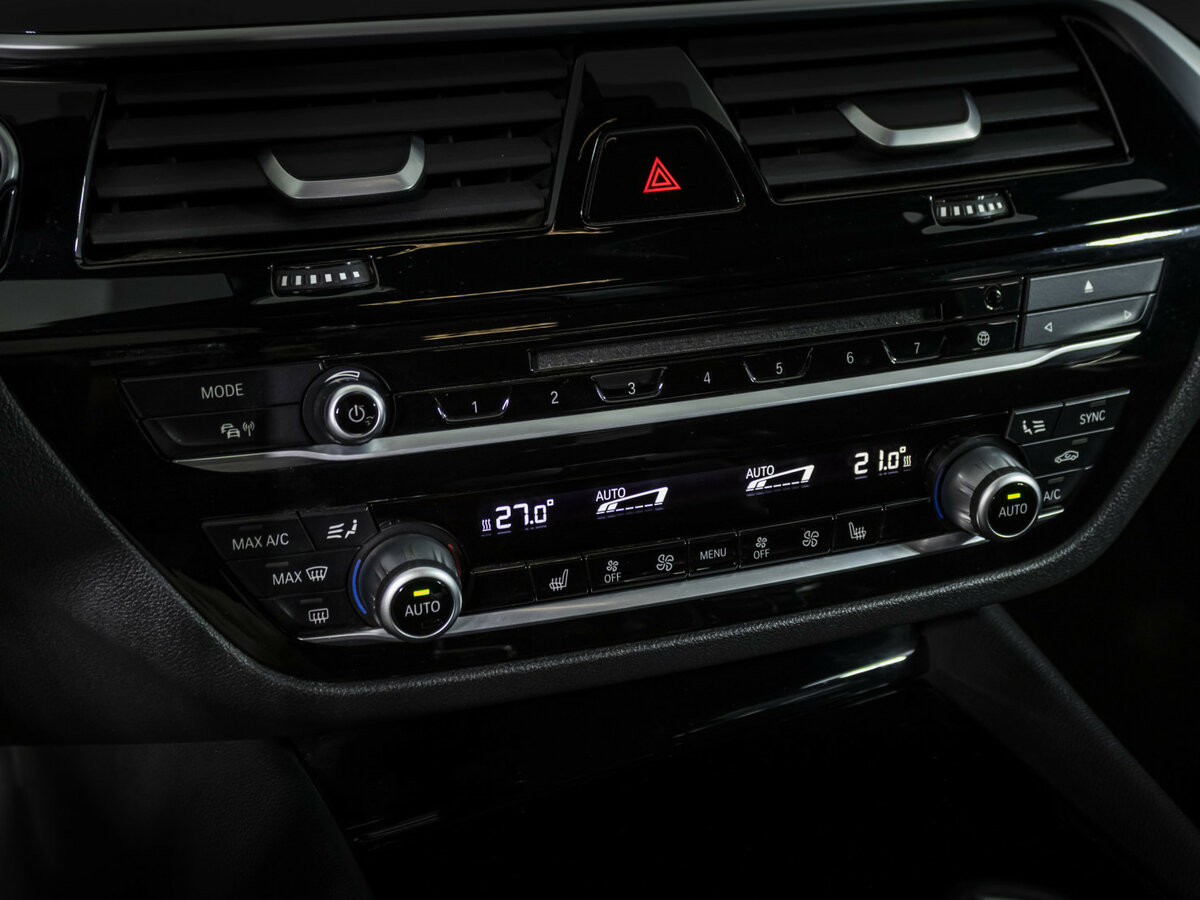 BMW 5 серии с пробегом — 2017 год. Фото: #12