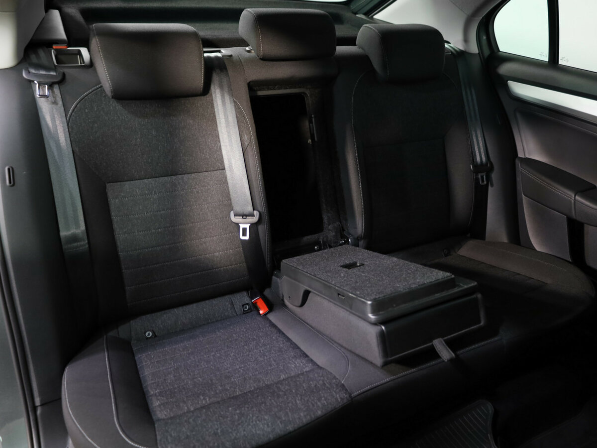 Skoda Rapid с пробегом — 2020 год. Фото: #24