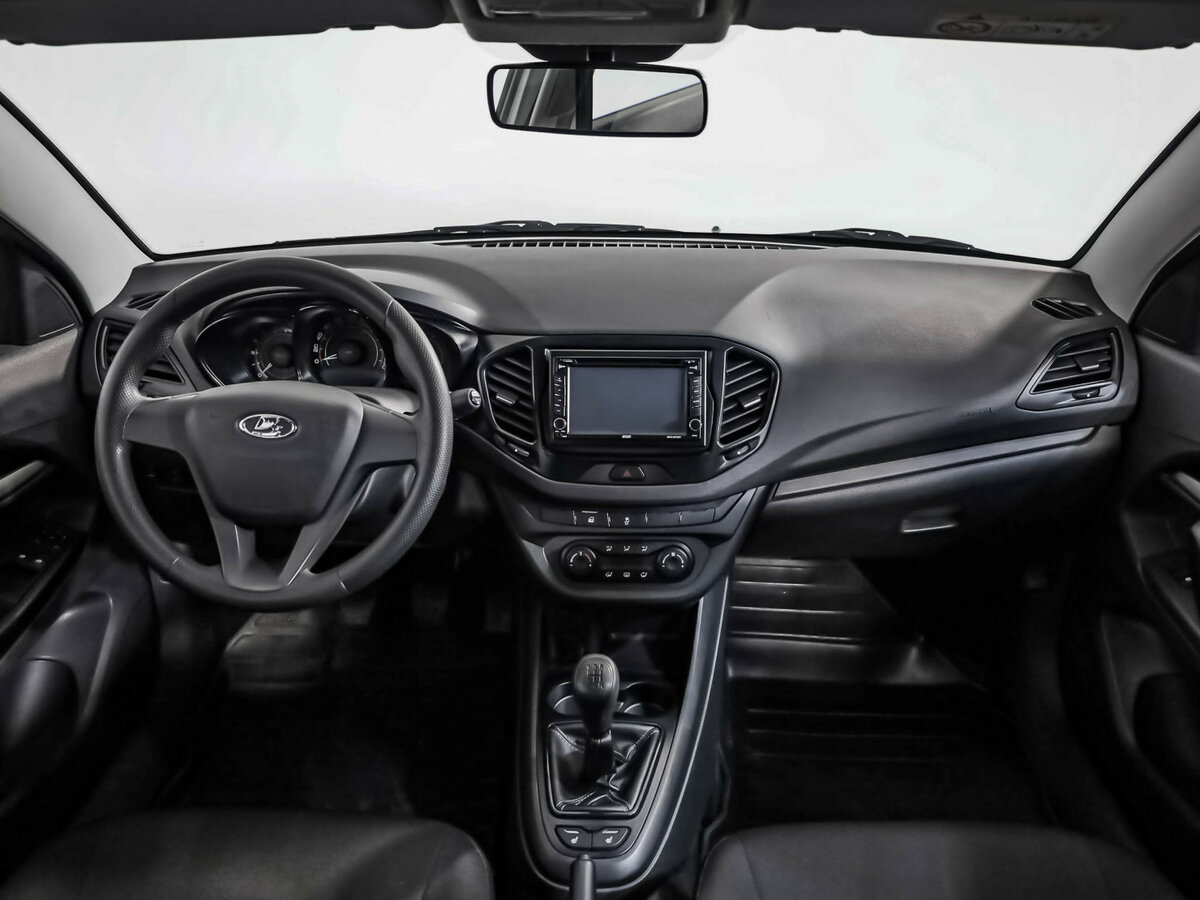 Lada (ВАЗ) Vesta с пробегом — 2018 год. Фото: #7