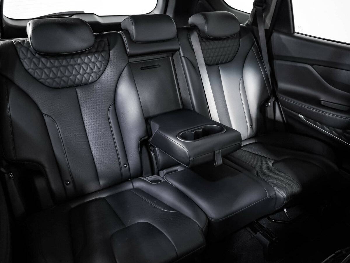 Hyundai Santa Fe с пробегом — 2020 год. Фото: #25