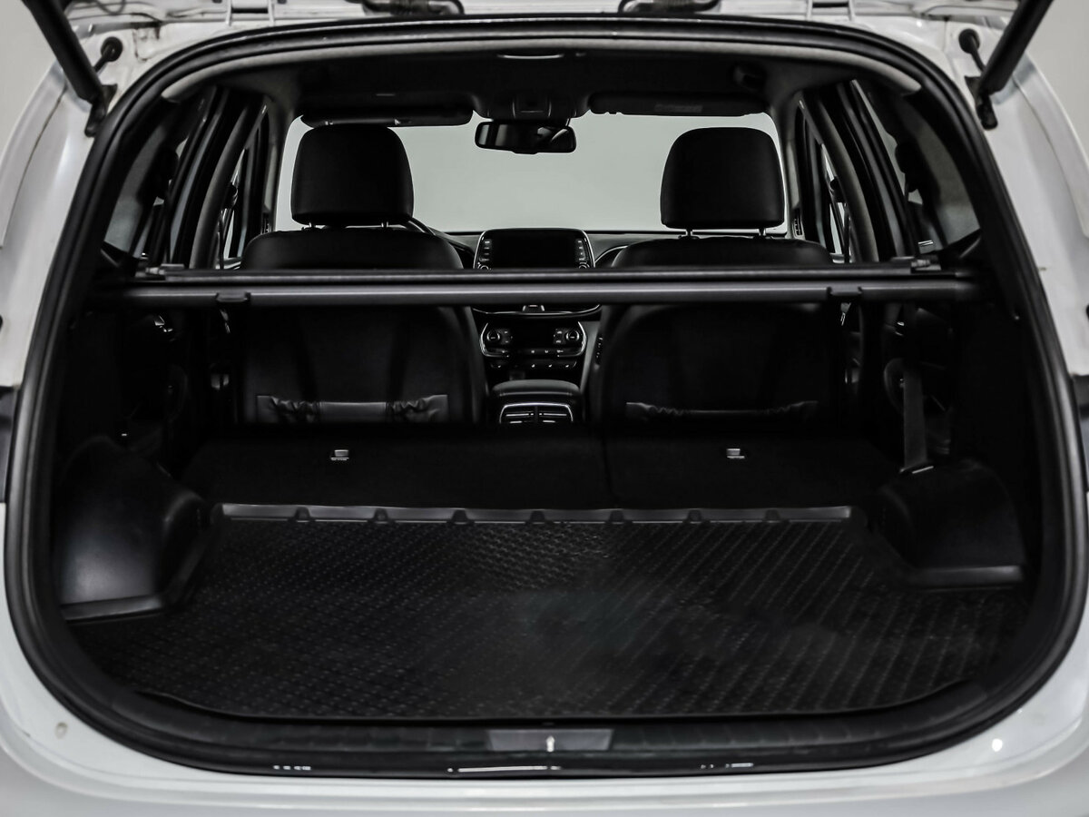 Hyundai Santa Fe с пробегом — 2020 год. Фото: #30