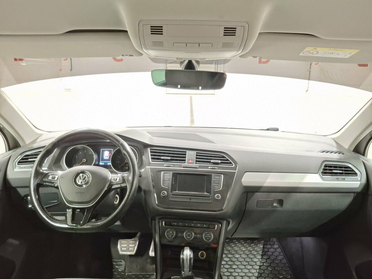 Volkswagen Tiguan с пробегом — 2017 год. Фото: #13