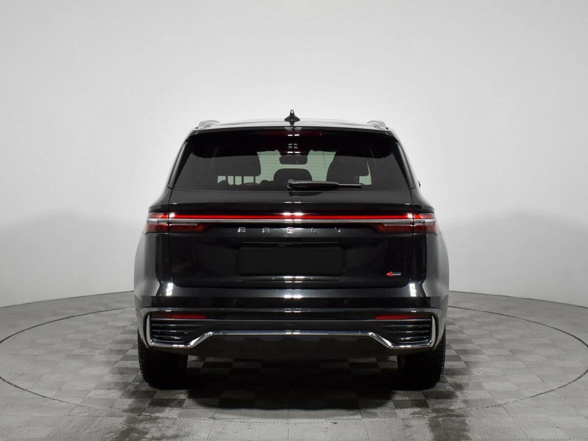 Geely Monjaro с пробегом — 2023 год. Фото: #4