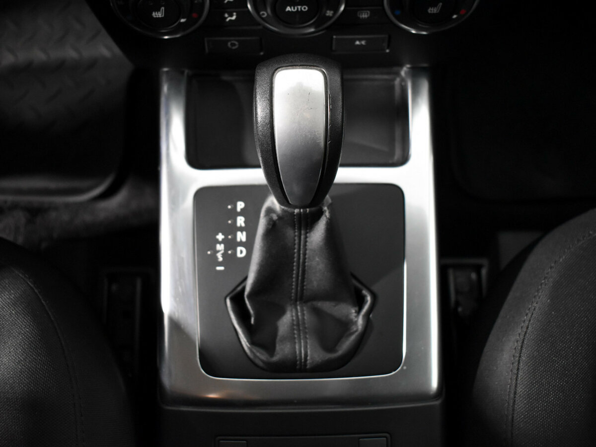 Land Rover Freelander с пробегом — 2013 год. Фото: #9