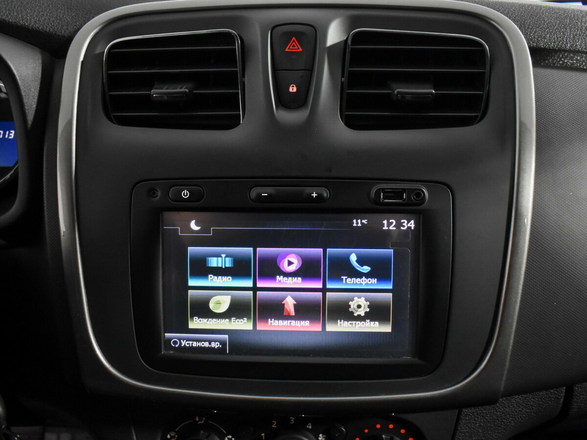 Renault Sandero с пробегом — 2018 год. Фото: #13