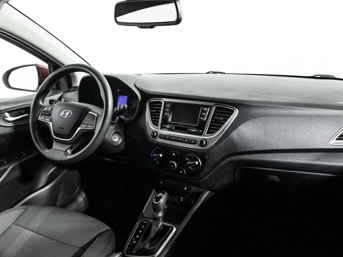 Hyundai Solaris с пробегом — 2021 год. Фото: #8