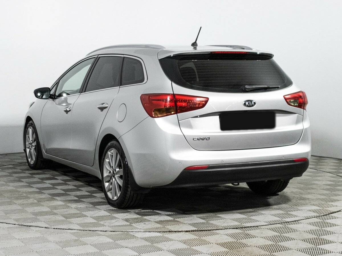 Kia Ceed с пробегом — 2015 год. Фото: #6