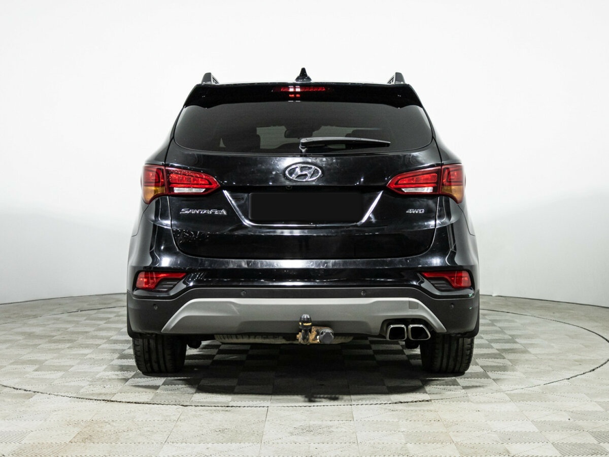 Hyundai Santa Fe с пробегом — 2017 год. Фото: #4