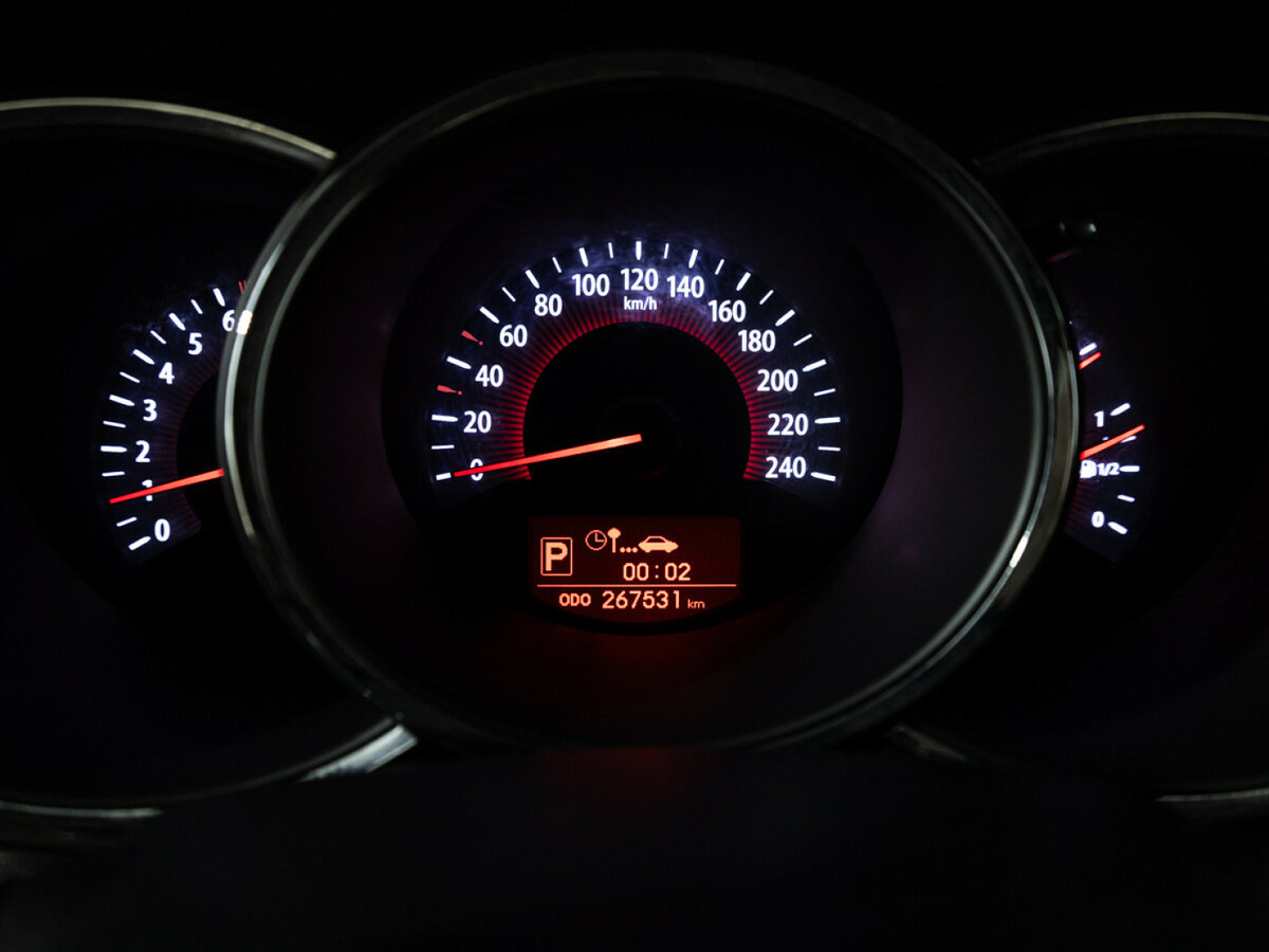 Kia Sorento с пробегом — 2012 год. Фото: #11