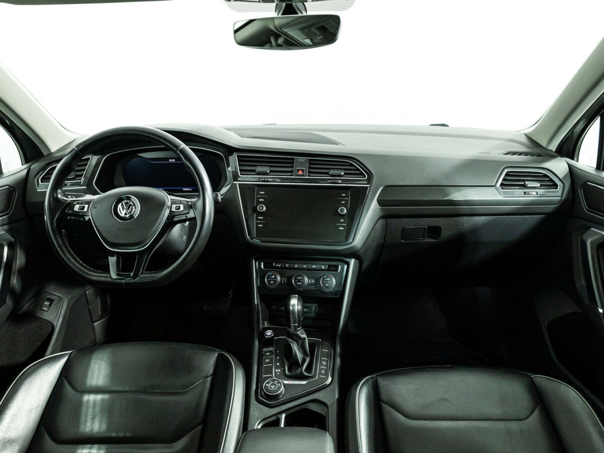 Volkswagen Tiguan с пробегом — 2018 год. Фото: #12