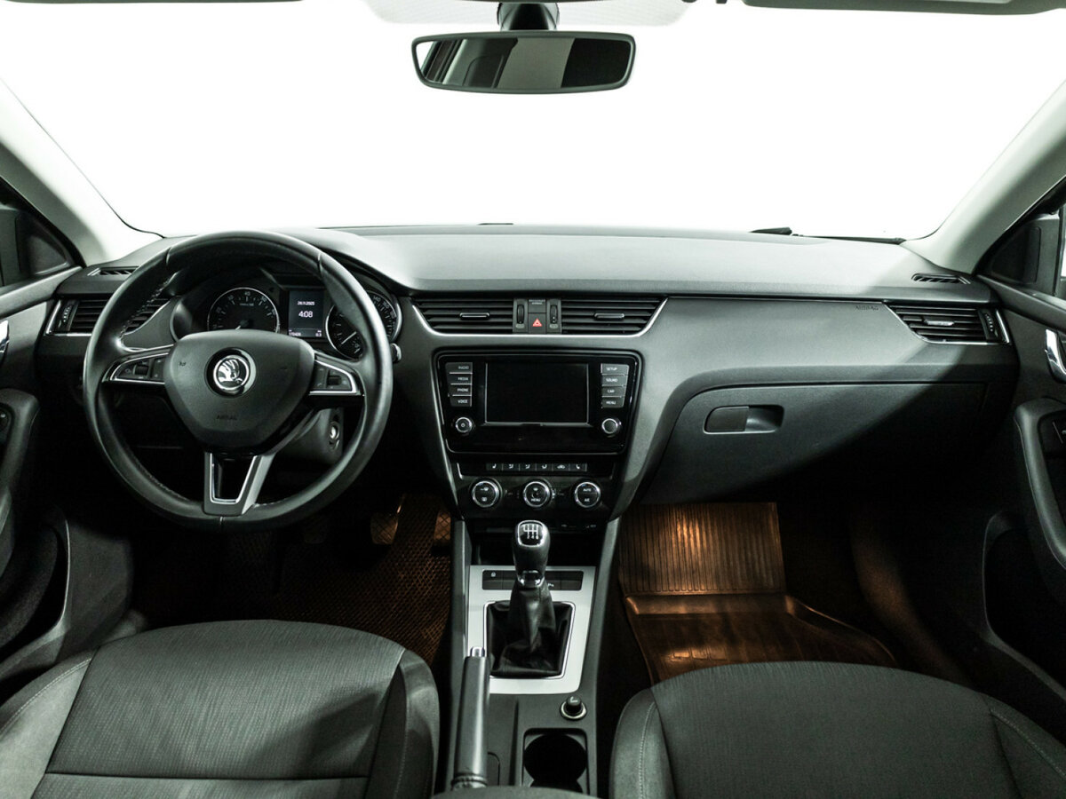 Skoda Octavia с пробегом — 2016 год. Фото: #12