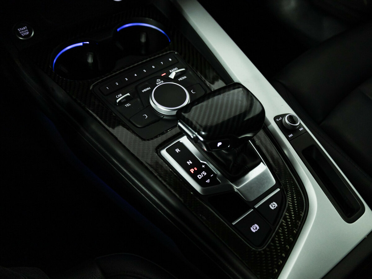 Audi A4 с пробегом — 2018 год. Фото: #14