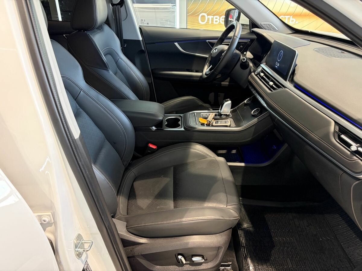 Chery Tiggo 8 с пробегом — 2023 год. Фото: #15