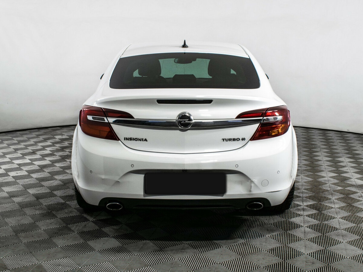 Opel Insignia с пробегом — 2014 год. Фото: #4
