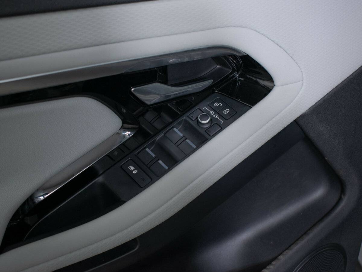 Land Rover Range Rover Evoque с пробегом — 2019 год. Фото: #15