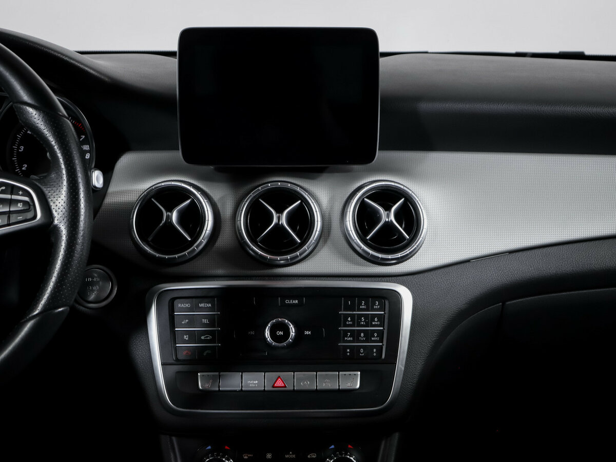 Mercedes-Benz CLA с пробегом — 2017 год. Фото: #10