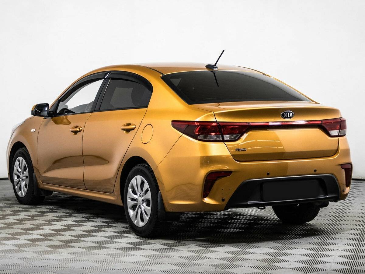 Kia Rio с пробегом — 2017 год. Фото: #6