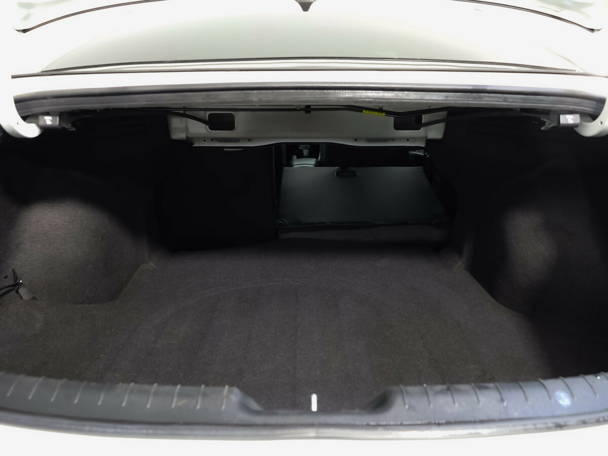 Hyundai Elantra с пробегом — 2021 год. Фото: #17