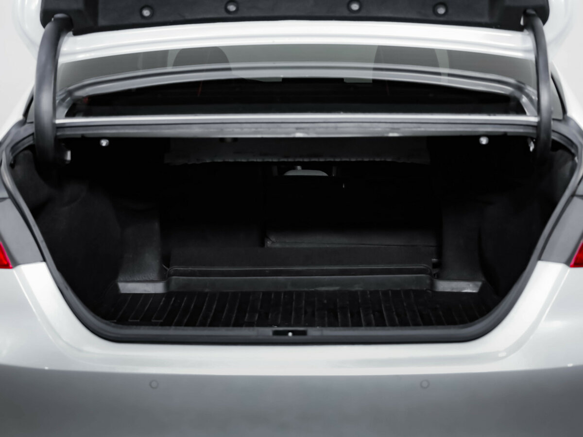 Toyota Camry с пробегом — 2021 год. Фото: #28