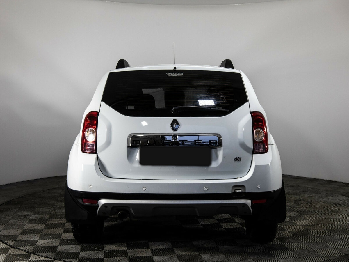 Renault Duster с пробегом — 2014 год. Фото: #6