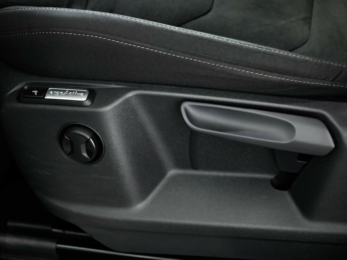 Volkswagen Tiguan с пробегом — 2020 год. Фото: #22