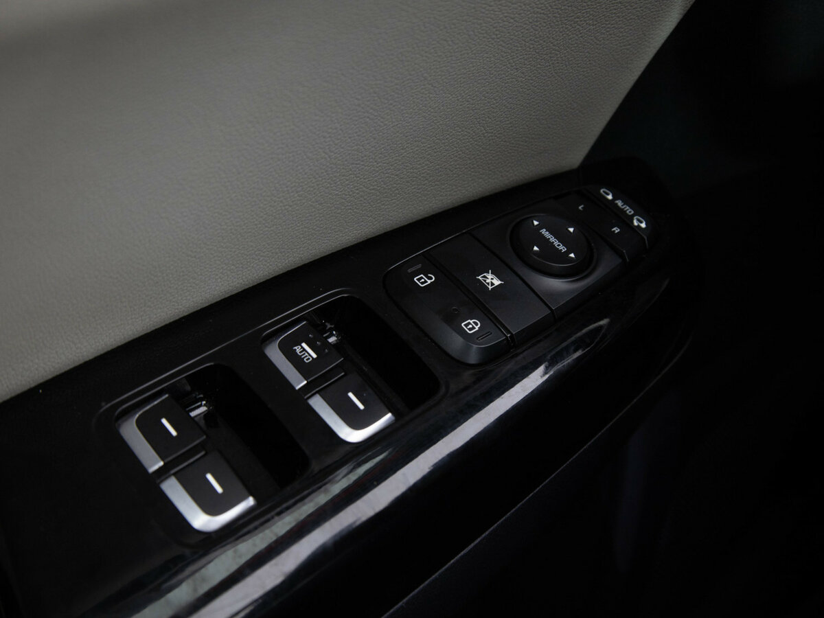 Kia Sportage с пробегом — 2016 год. Фото: #12