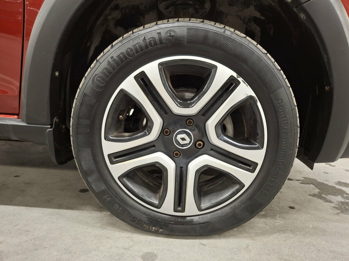 Renault Sandero с пробегом — 2018 год. Фото: #17