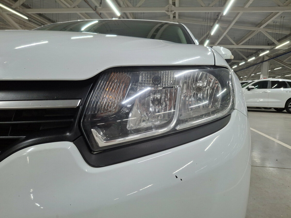 Renault Logan с пробегом — 2017 год. Фото: #16