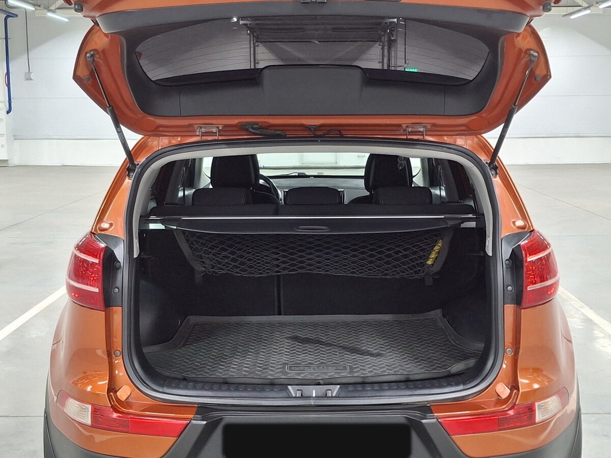 Kia Sportage с пробегом — 2012 год. Фото: #9