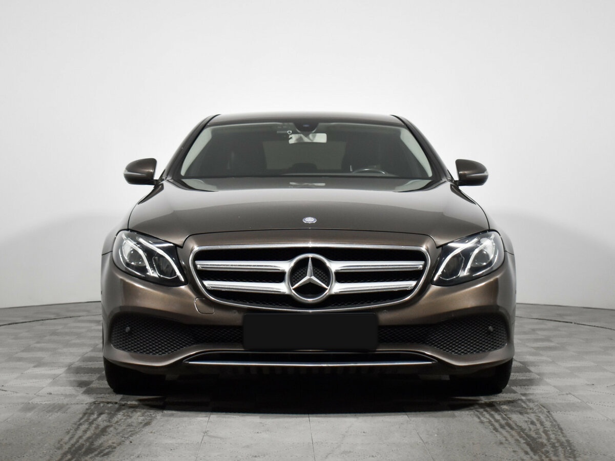 Mercedes-Benz E-Класс с пробегом — 2016 год. Фото: #1