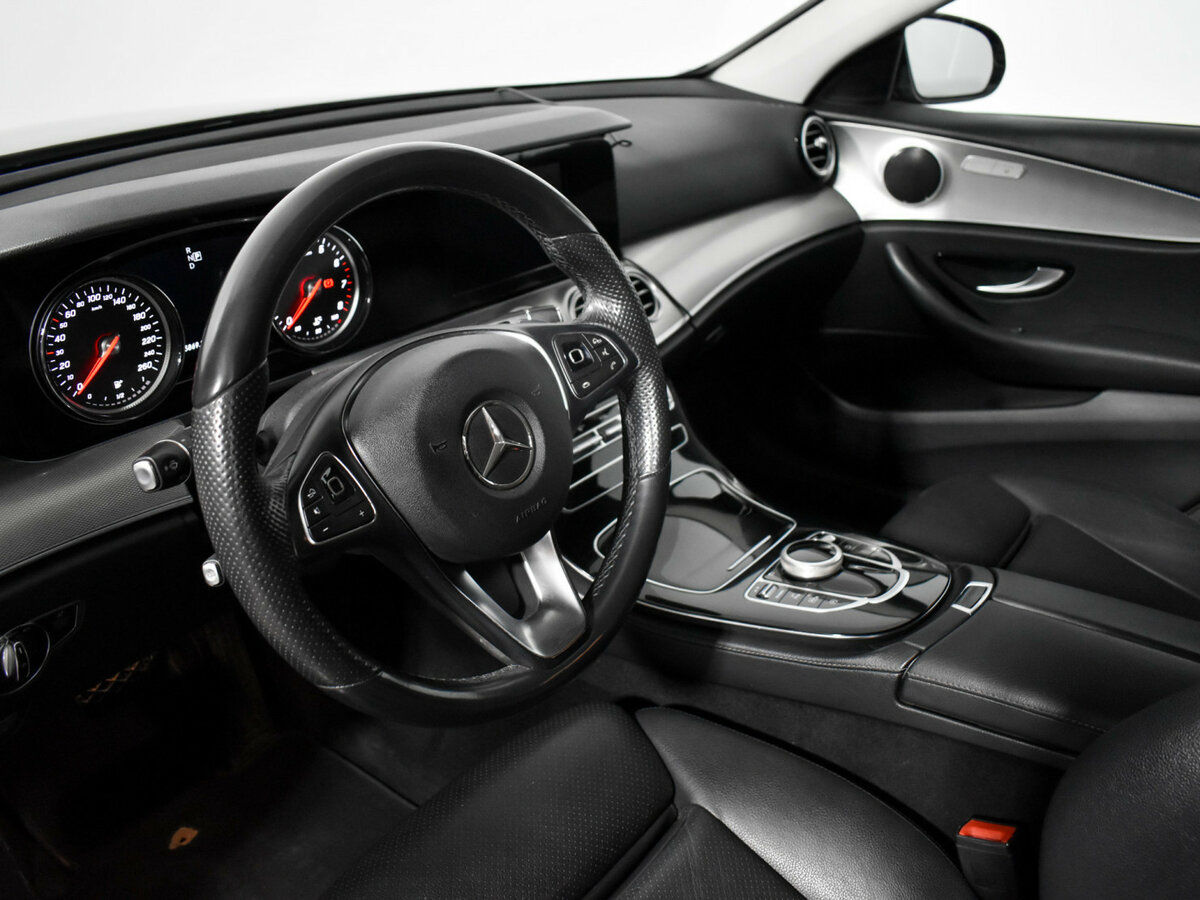 Mercedes-Benz E-Класс с пробегом — 2016 год. Фото: #6