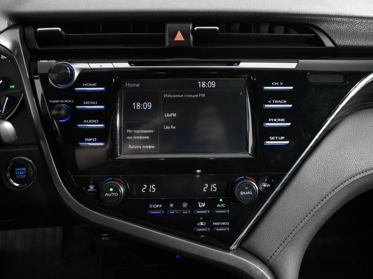 Toyota Camry с пробегом — 2018 год. Фото: #14