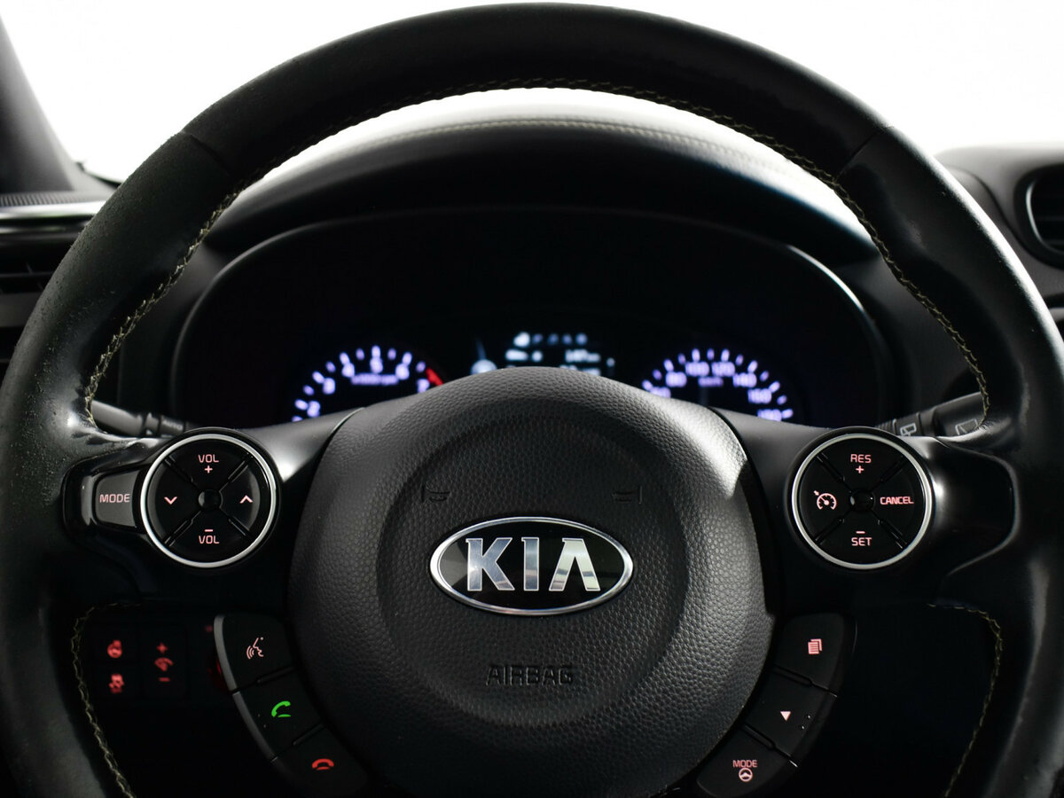 Kia Soul с пробегом — 2015 год. Фото: #13