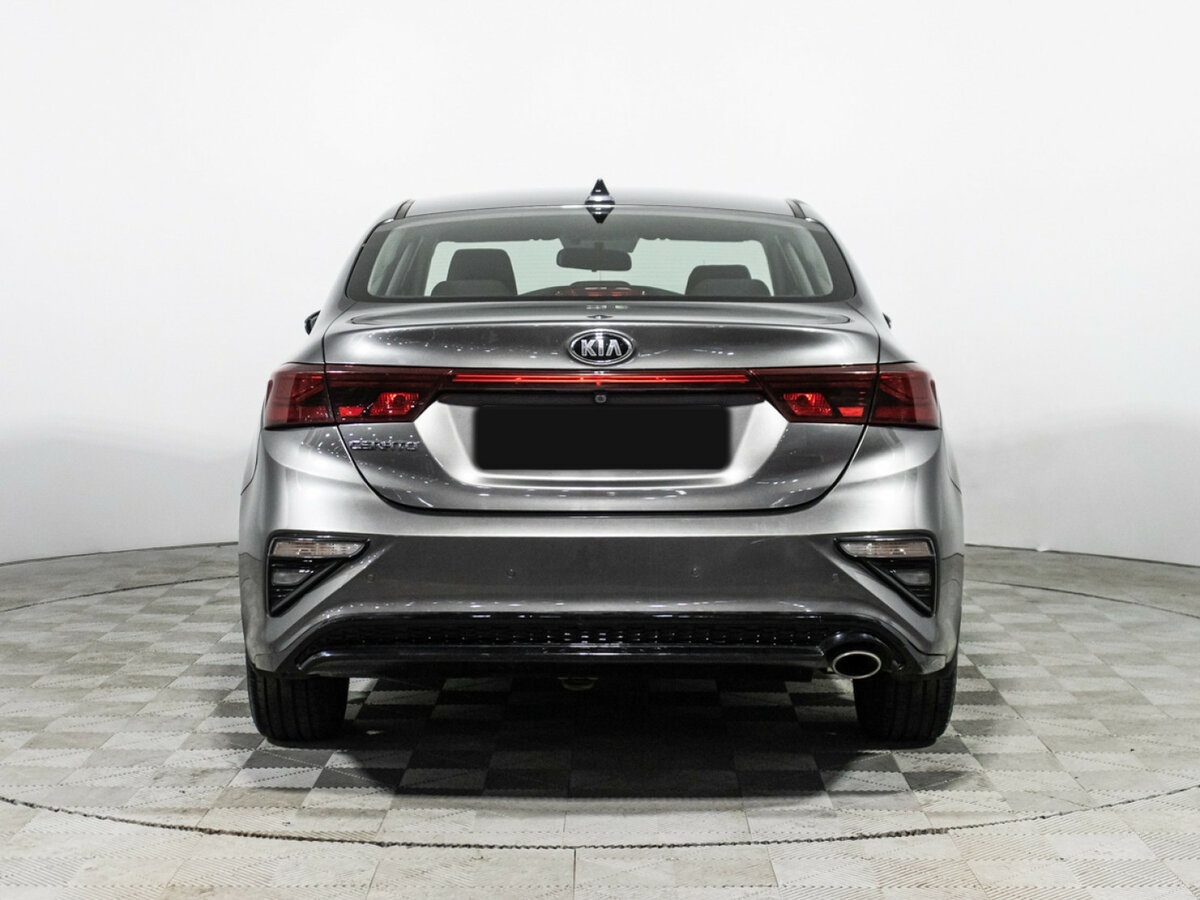 Kia Cerato с пробегом — 2020 год. Фото: #5