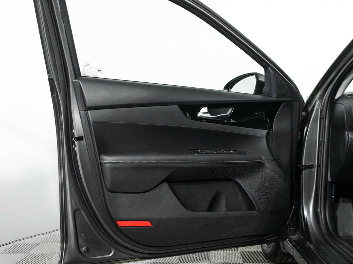 Kia Cerato с пробегом — 2020 год. Фото: #22