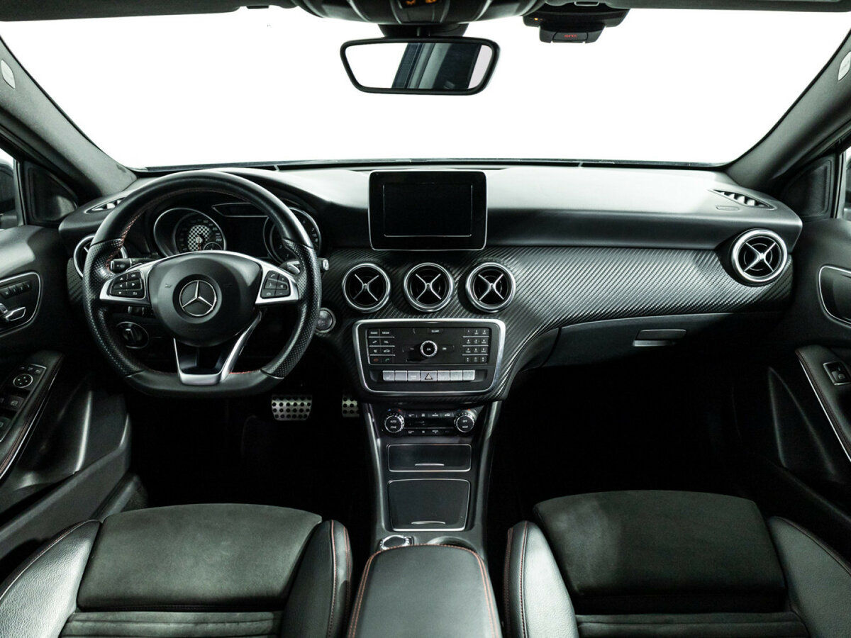 Mercedes-Benz A-Класс с пробегом — 2016 год. Фото: #12