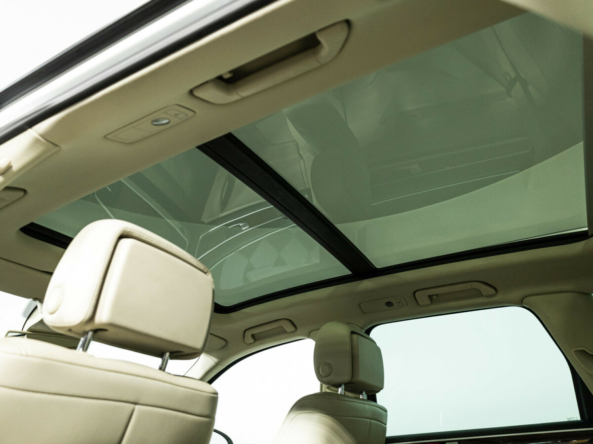 Volkswagen Touareg с пробегом — 2013 год. Фото: #12