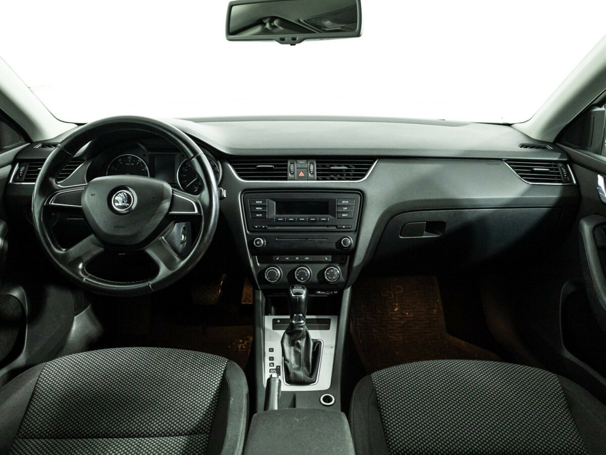 Skoda Octavia с пробегом — 2014 год. Фото: #11