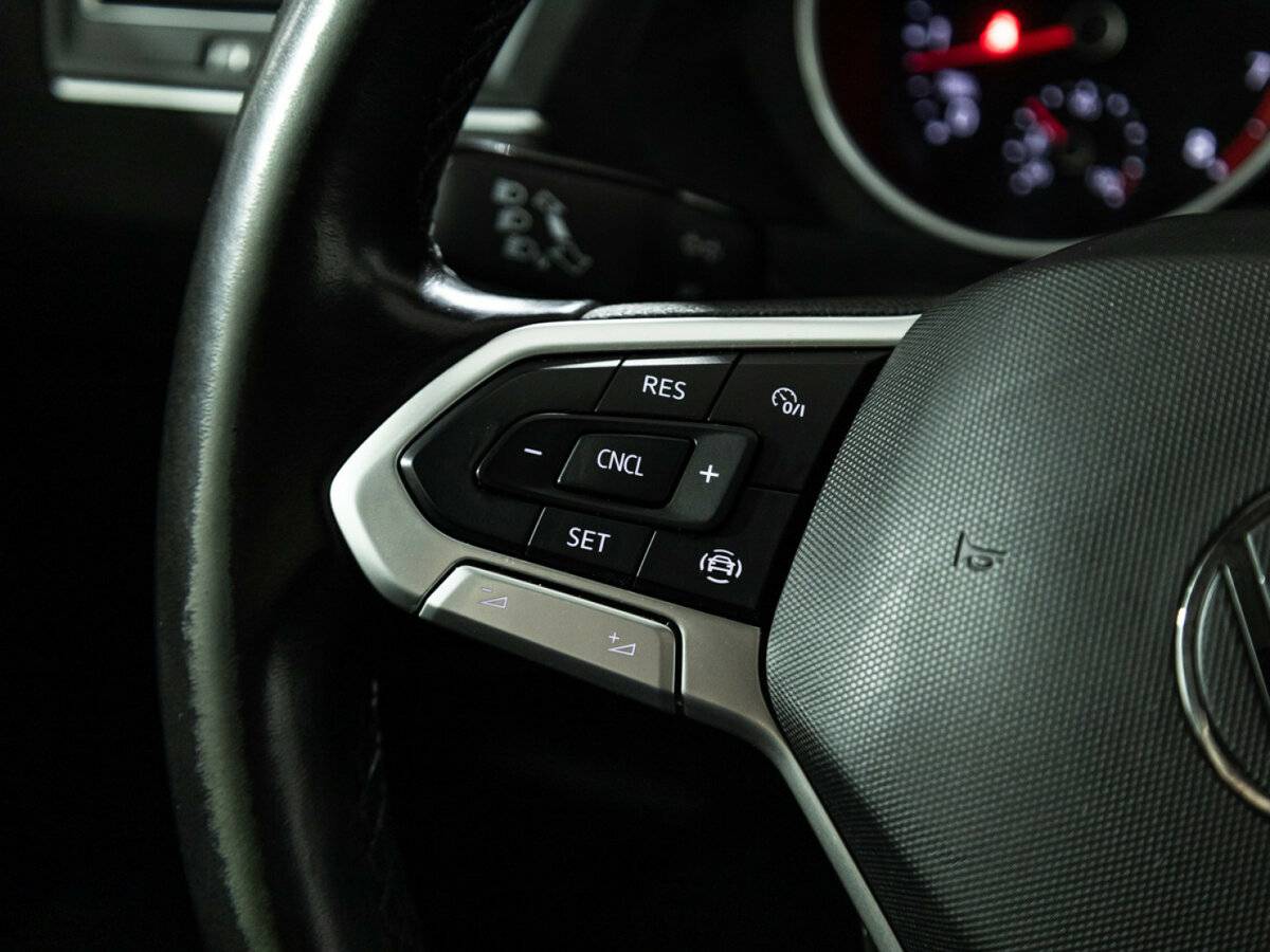 Volkswagen Tiguan с пробегом — 2021 год. Фото: #17